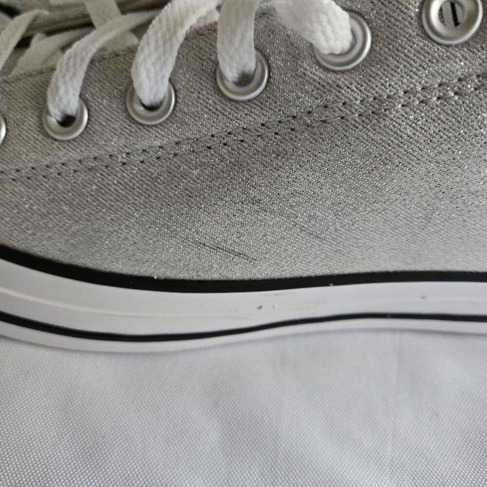 Converse Street Low Top Lurex Shine Sneakers -Silver Mens 9 / Womens 11 NEW - Picture 3 of 5